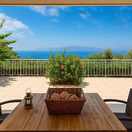 Aigli Fully Equipped Getaway - Seaview Lux Retreat Βίλα Καλαμάτα Εξωτερικό φωτογραφία